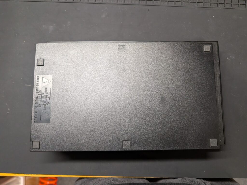 SCPH-30000の裏側の写真