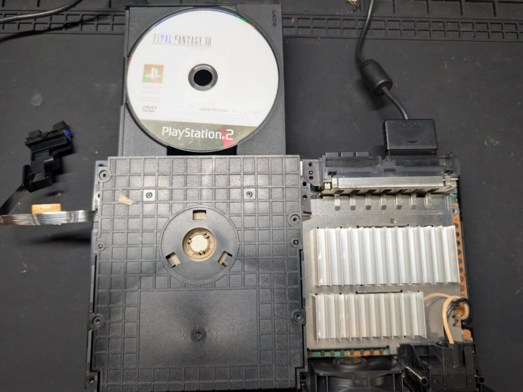 SCPH-30000の動作点検時の写真