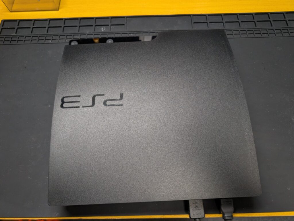 CECH-2500本体の写真