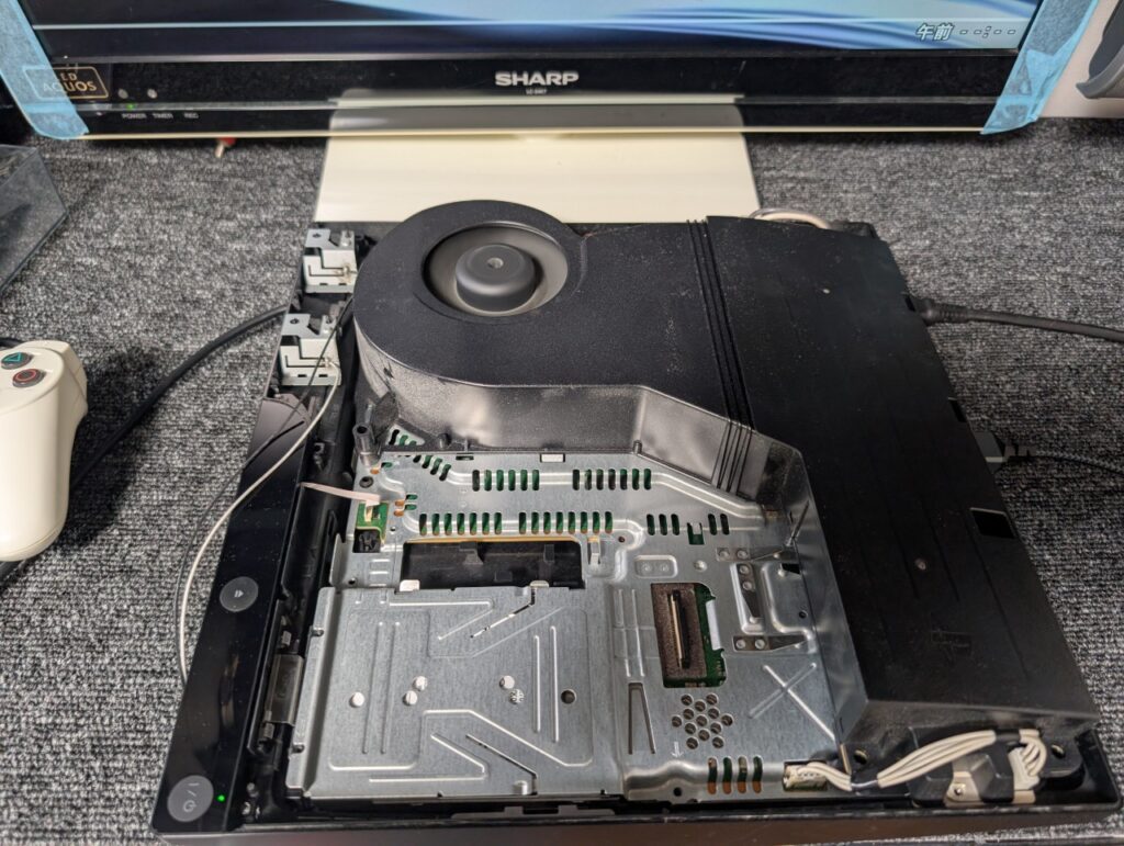 CECH-2500の最小構成部品での点検時の写真