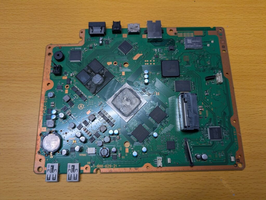 CECH-4200Bの基板点検時の写真