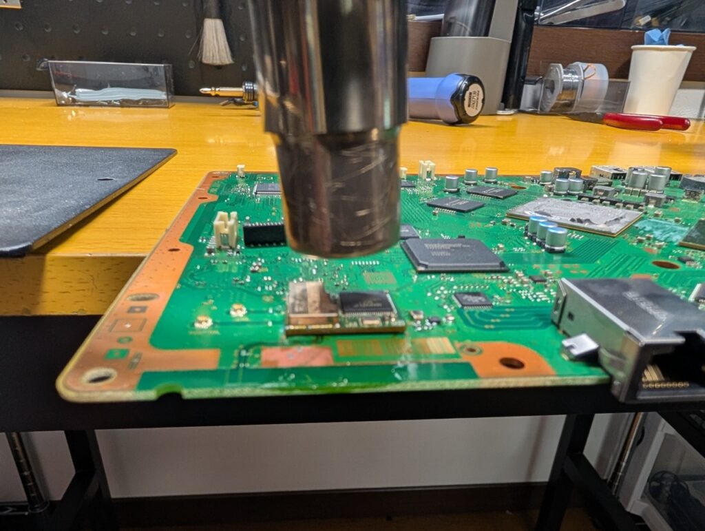 CECH-4200Bに新しいBluetoothモジュールを取り付け時の写真