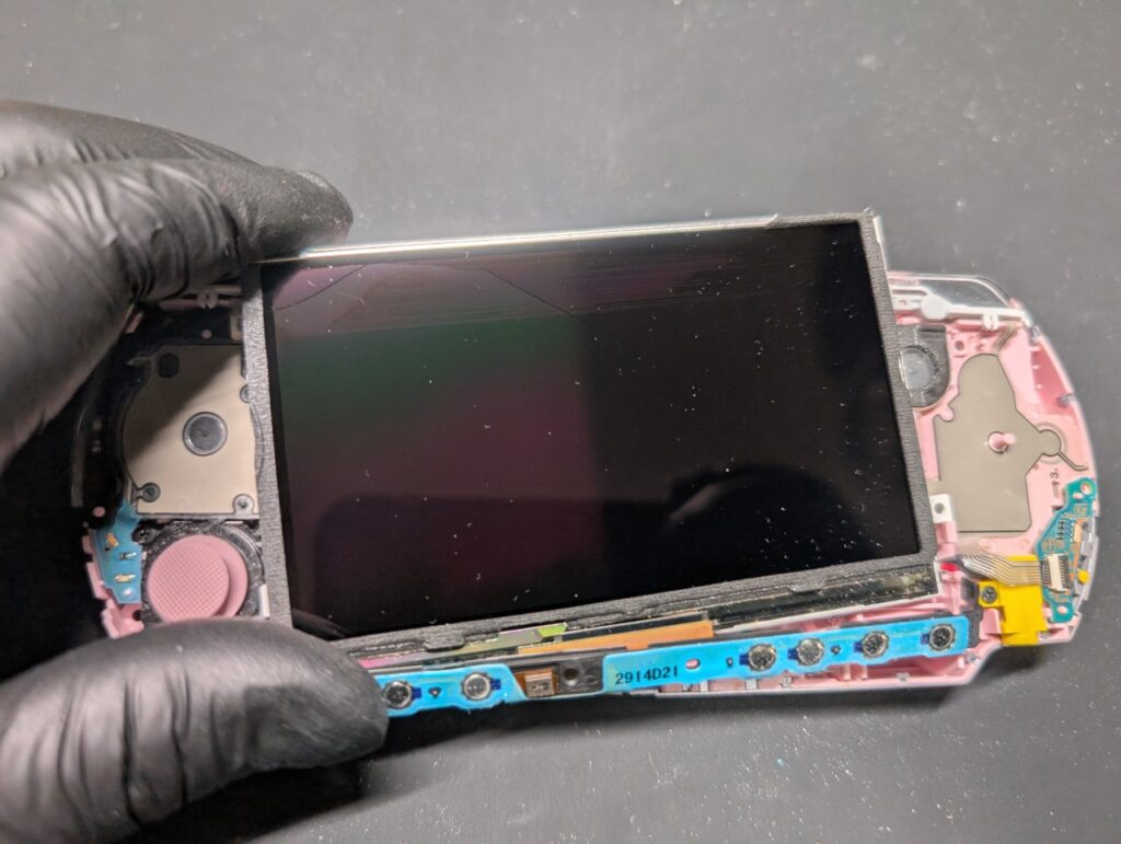 PSP-3000の液晶交換時の写真