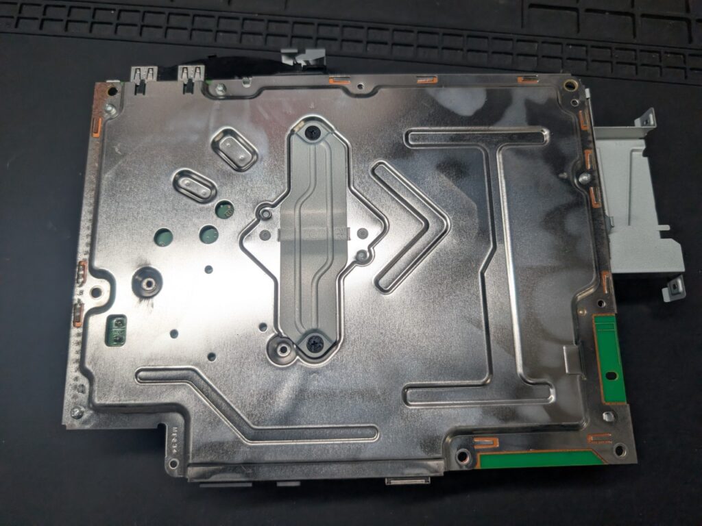 CECH-4300の基板取り出し時の写真