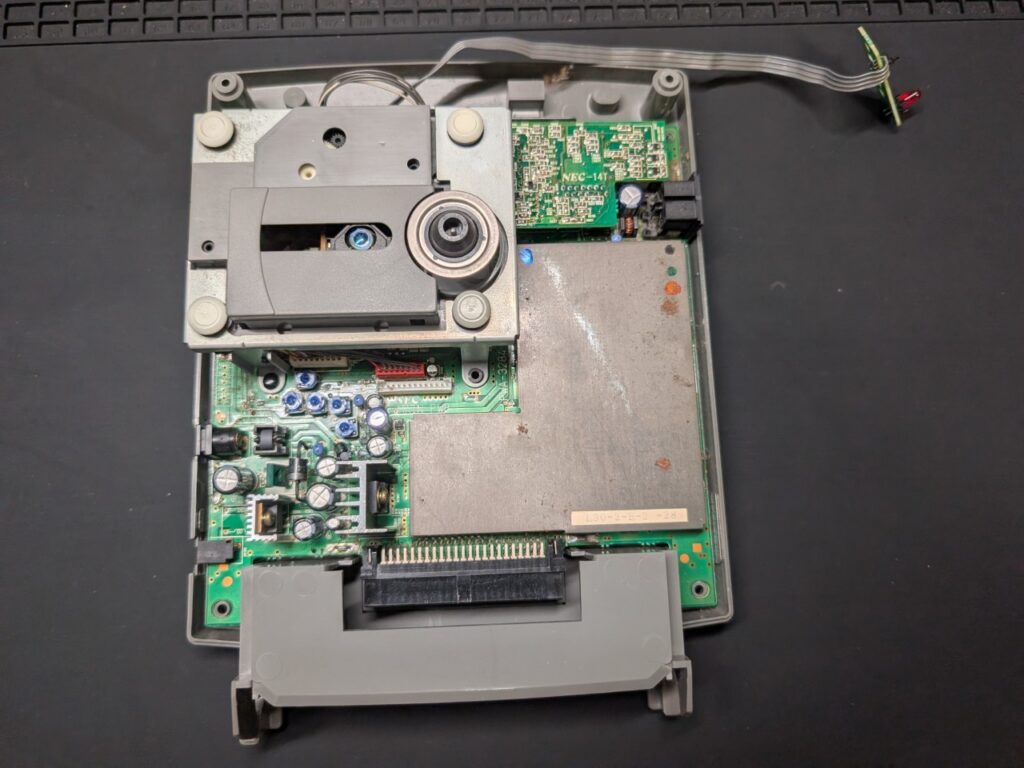 スーパーCD-ROM2の分解時の写真