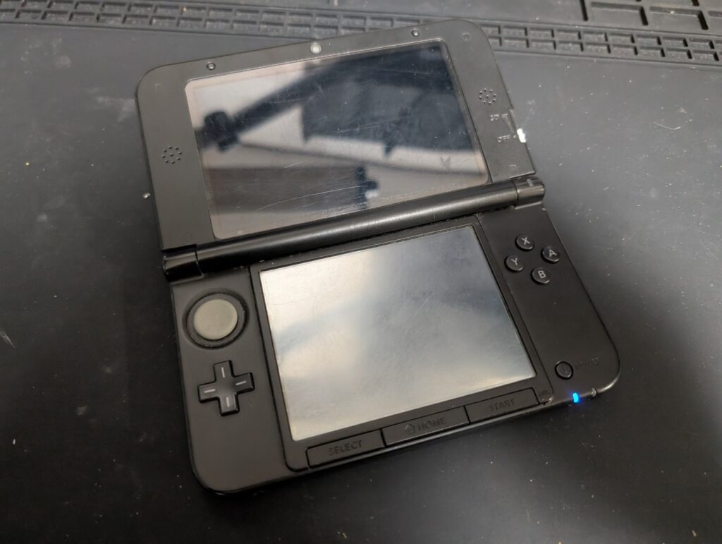 3DSLL本体の写真