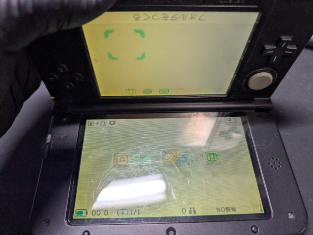 3DSLLのスピーカーケーブル交換後の動作点検時の写真