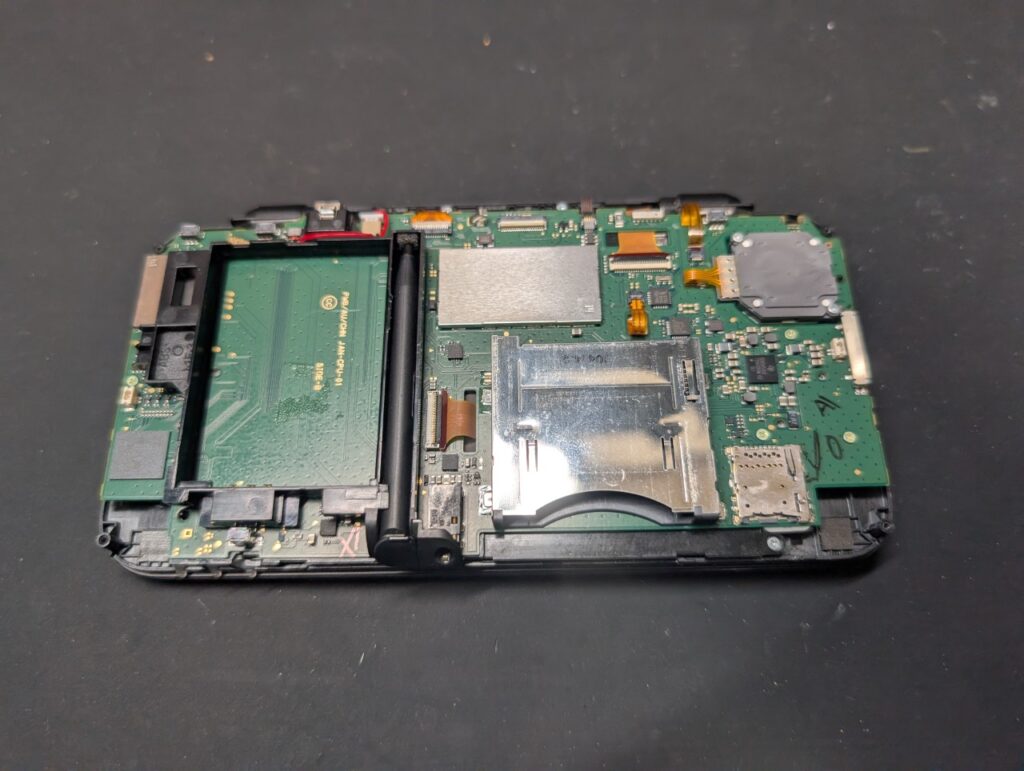 2DSLLの内部の写真