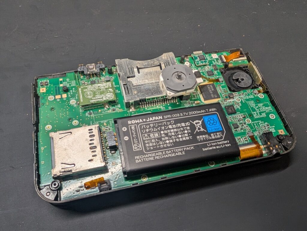 スライドパッドユニット交換後の動作確認時の写真