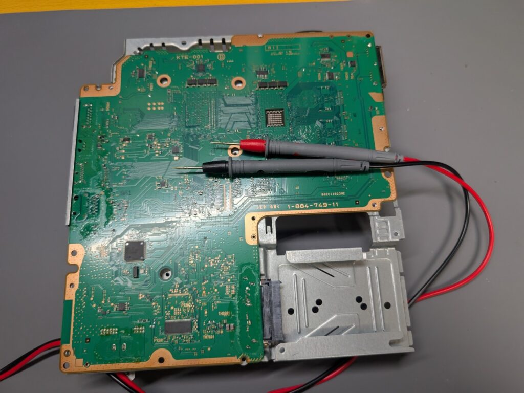 CECH-3000のメイン基板点検時の写真