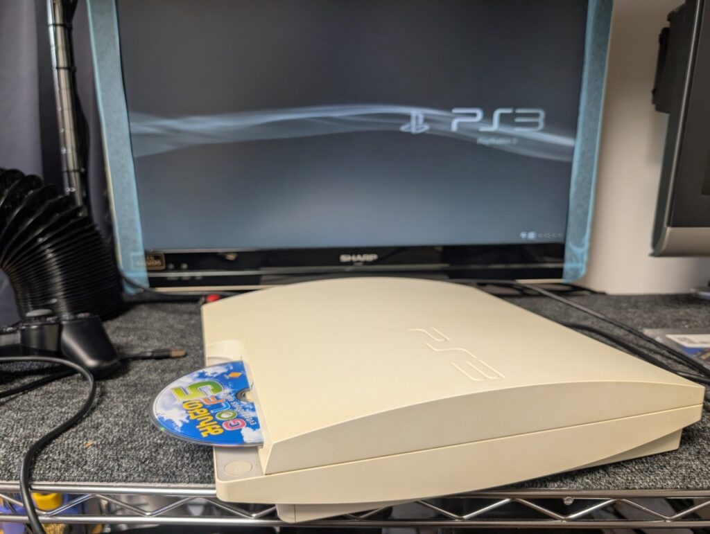 動作確認時のCECH-3000の写真