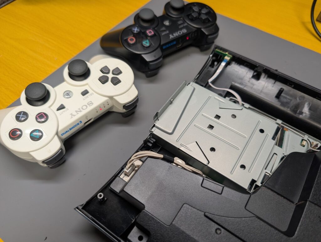 アップデートに失敗するCECH-4000Bの修理後の動作確認時の写真