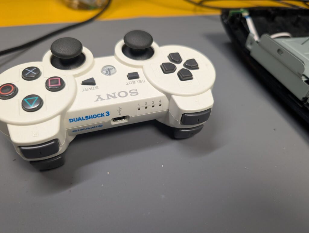 コントローラーの写真