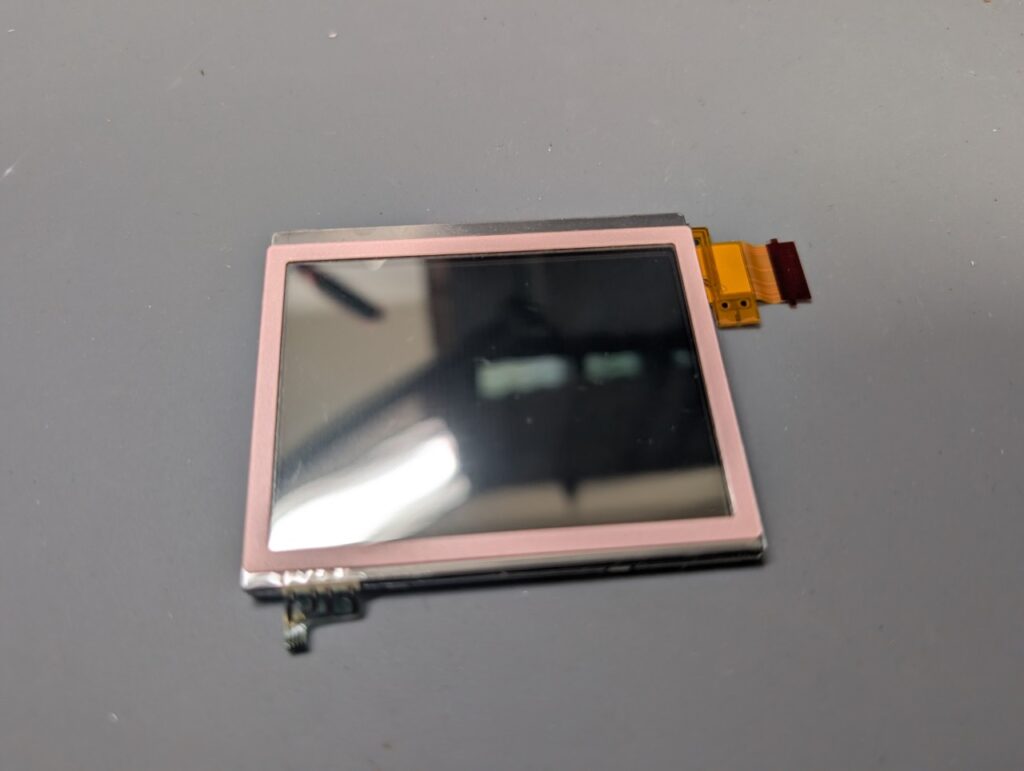 DS Liteの下画面とタッチパネルの写真