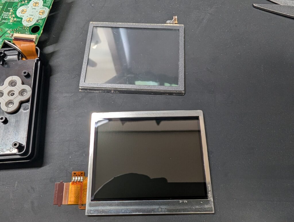 DS Liteのタッチパネル交換時の写真