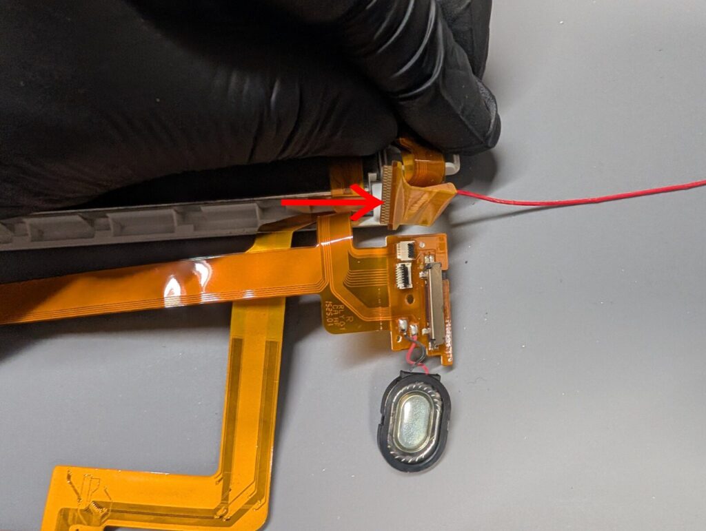 NEW3DSLLの上画面交換時の写真