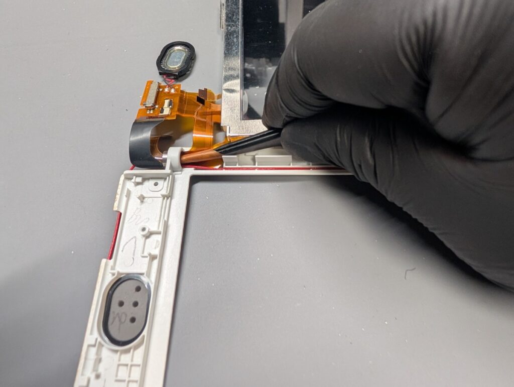 NEW3DSLLの上画面交換時の写真