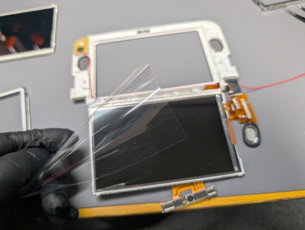 NEW3DSLLの上画面交換時の写真