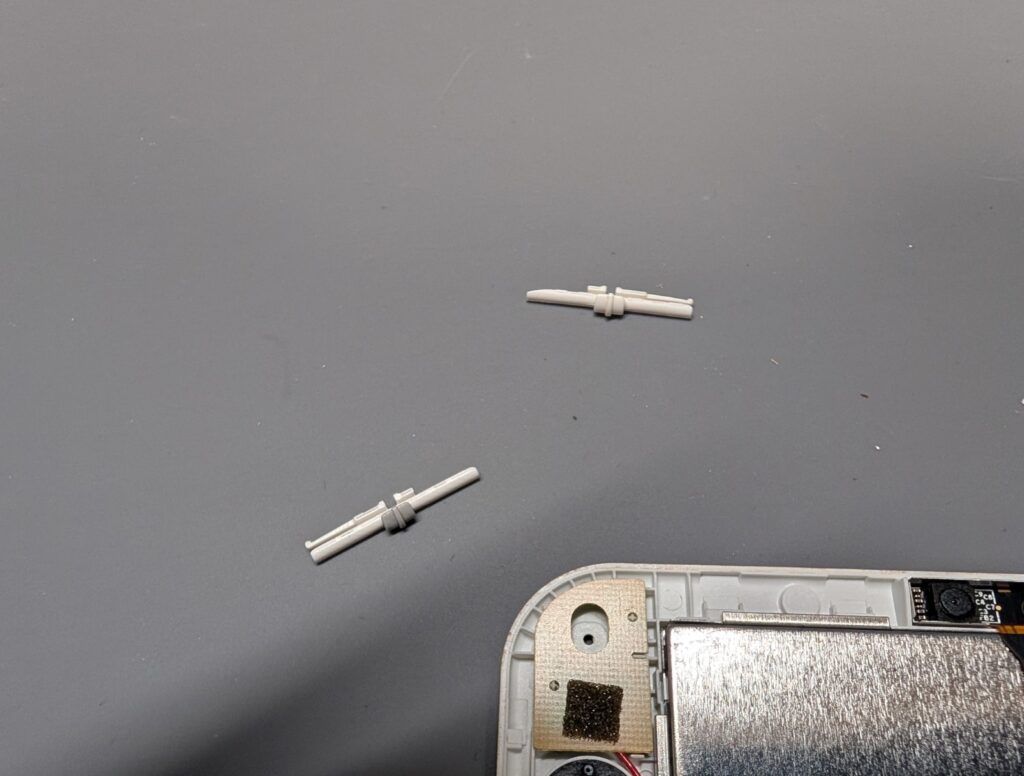 NEW3DSLLの上画面交換時の写真