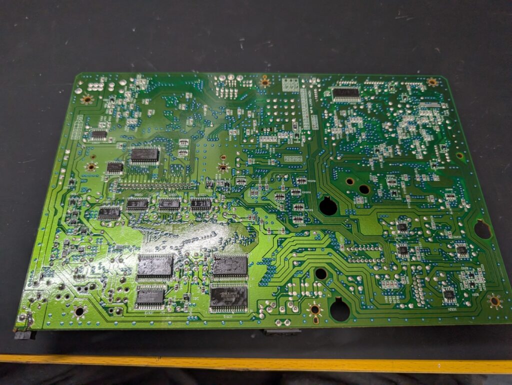 PCエンジンDUO-Rのメイン基板の裏側の写真