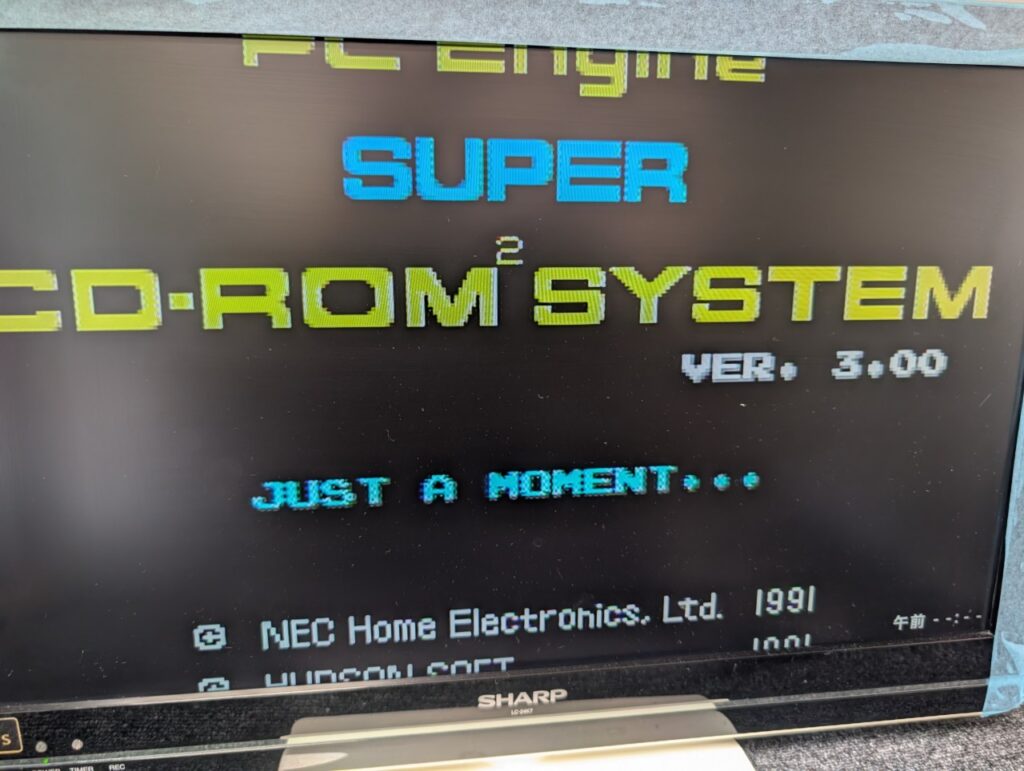 PCエンジンDUO-Rの基板修理後のゲームディスク読み込み確認時の写真