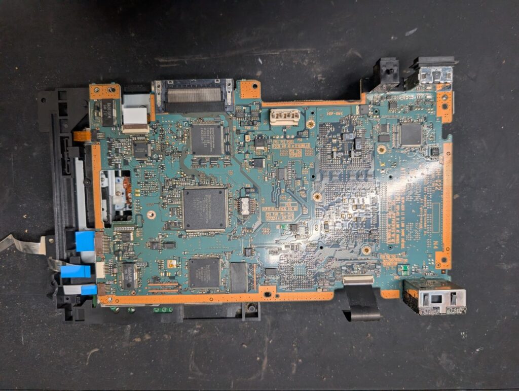 SCPH-39000のメイン基板の写真