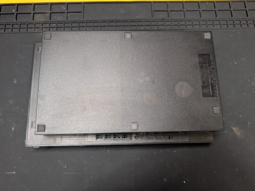 SCPH-50000を分解時の写真