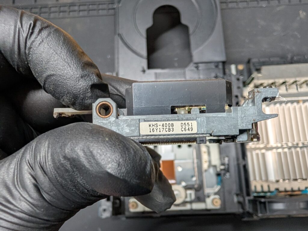 SCPH-30000のピックアップレンズ交換時の写真