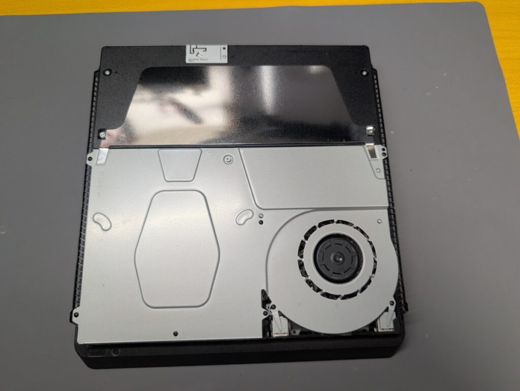 CUH-2200の内部の写真