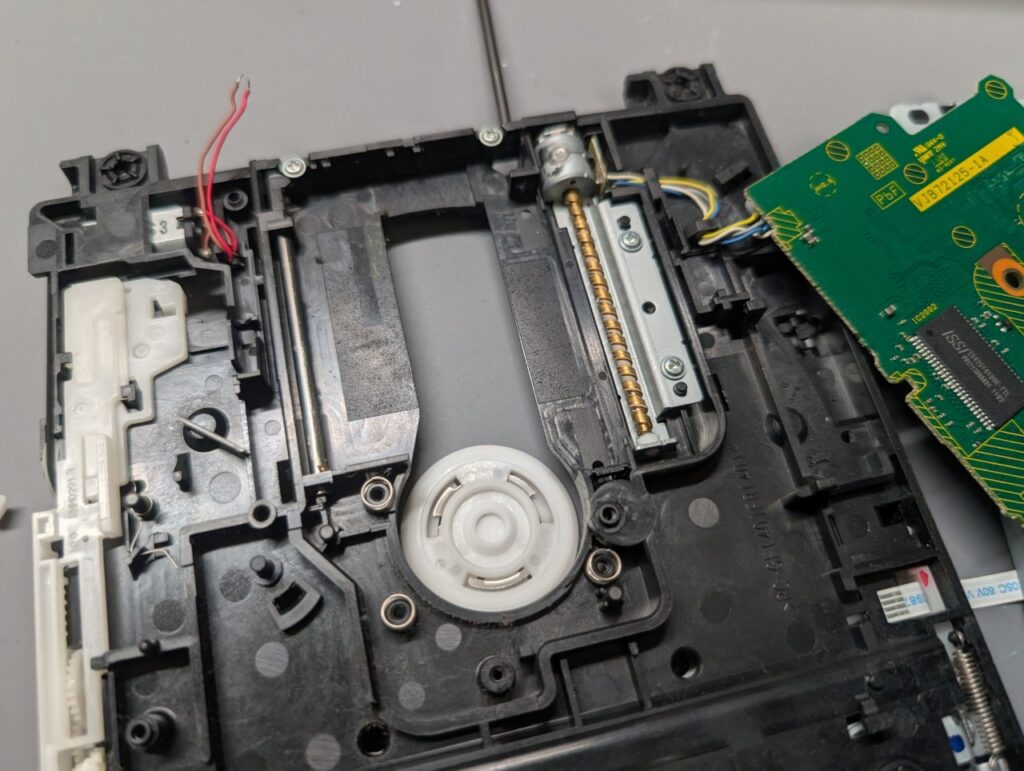 Wiiのディスクドライブ内部の写真