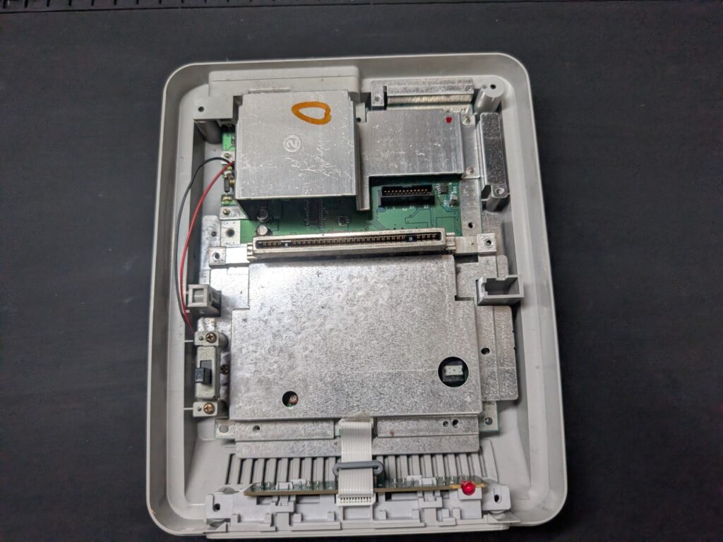 スーパーファミコンの内部の写真
