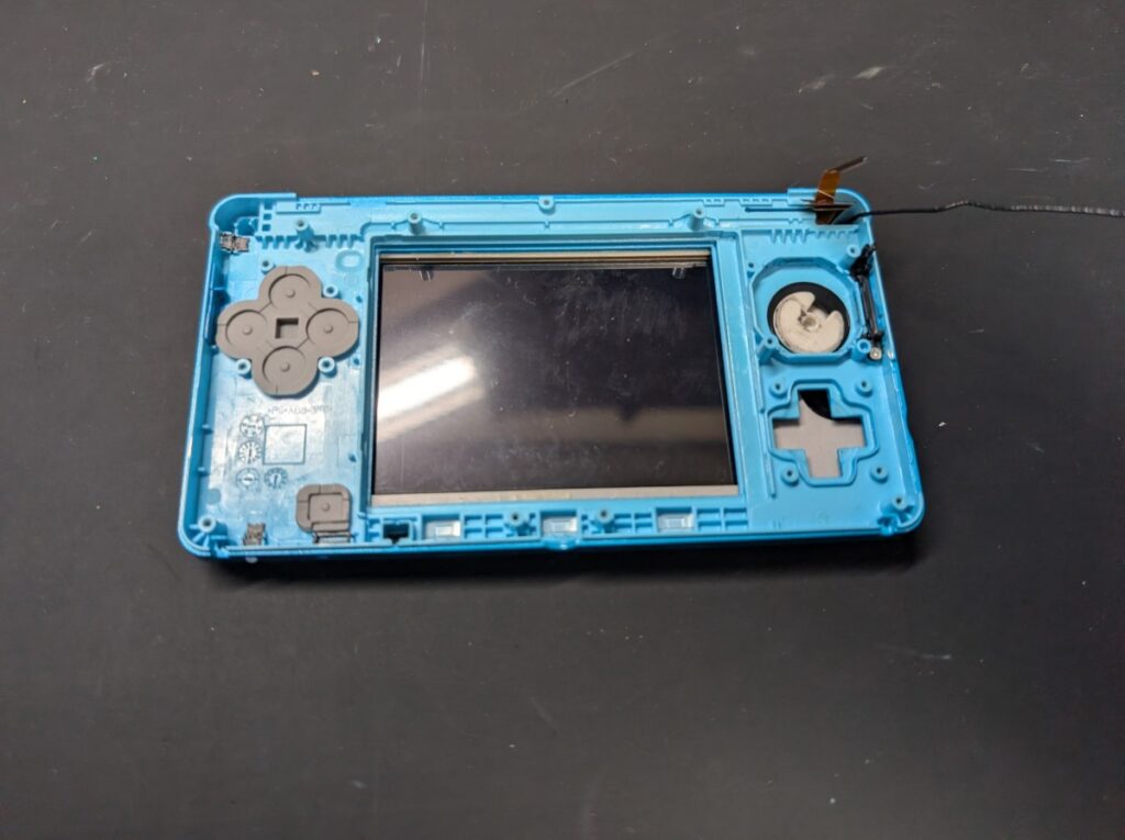 3DSの組み立て時の写真
