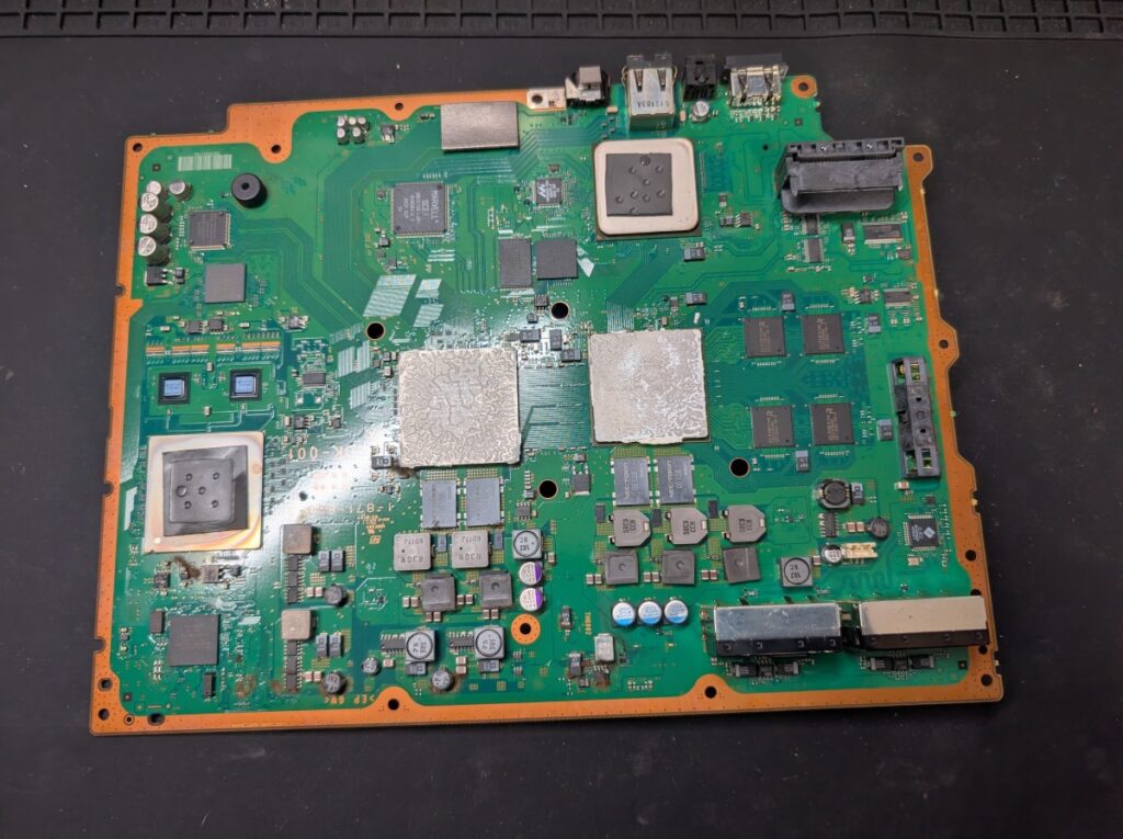 CECHA00のメイン基板の写真