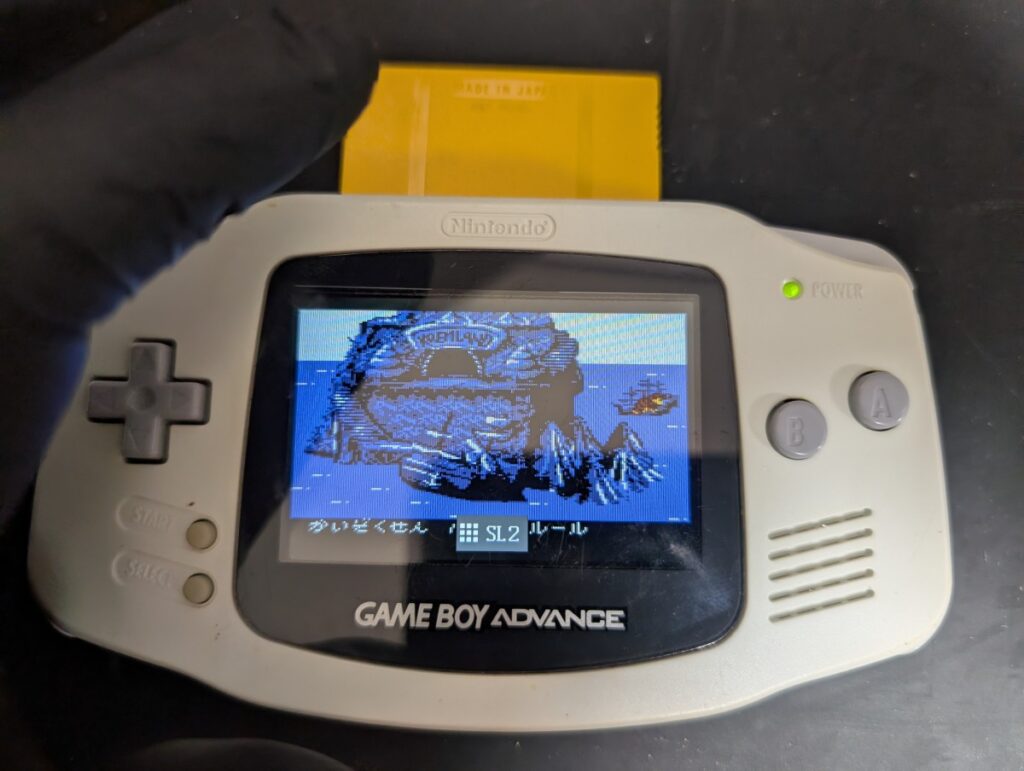 GBAのIPS液晶交換後の動作確認時の写真