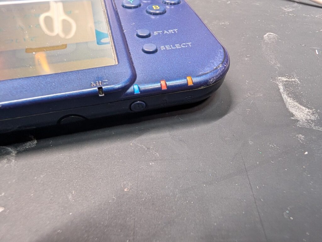 NEW3DSLLを組み立てて、動作確認を行っているときの写真