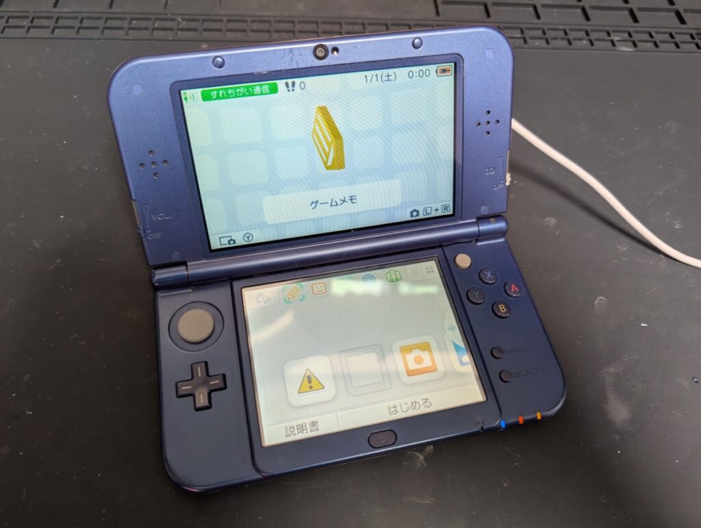 NEW3DSLLを組み立てて、動作確認を行っているときの写真