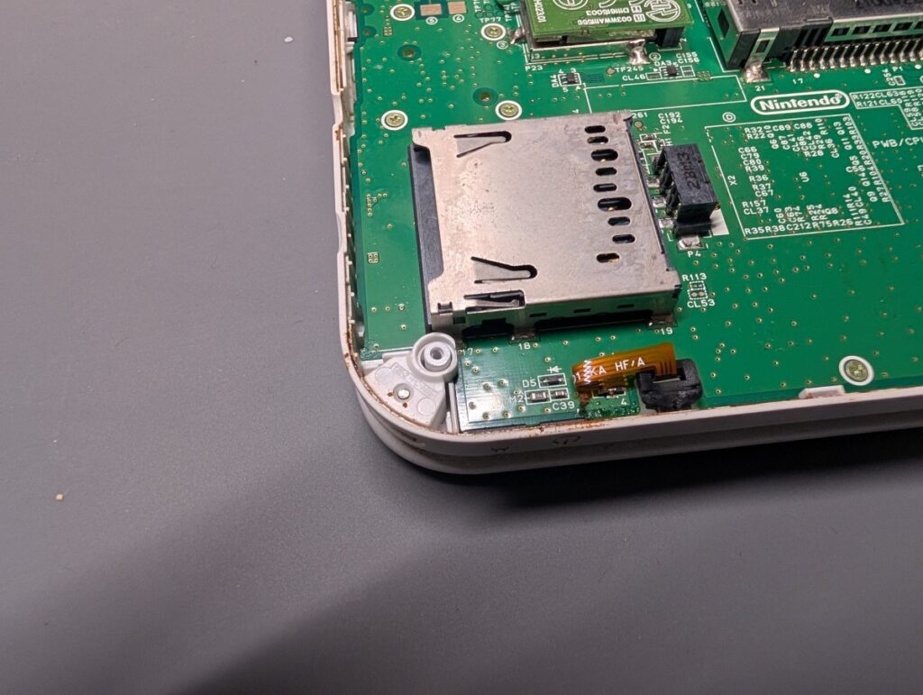 3DSLLのストラップホルダーの写真