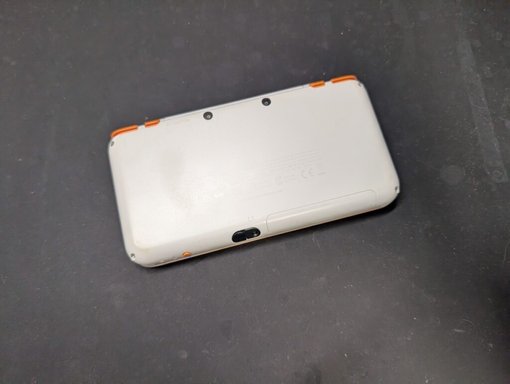 2DSLLの分解前の写真
