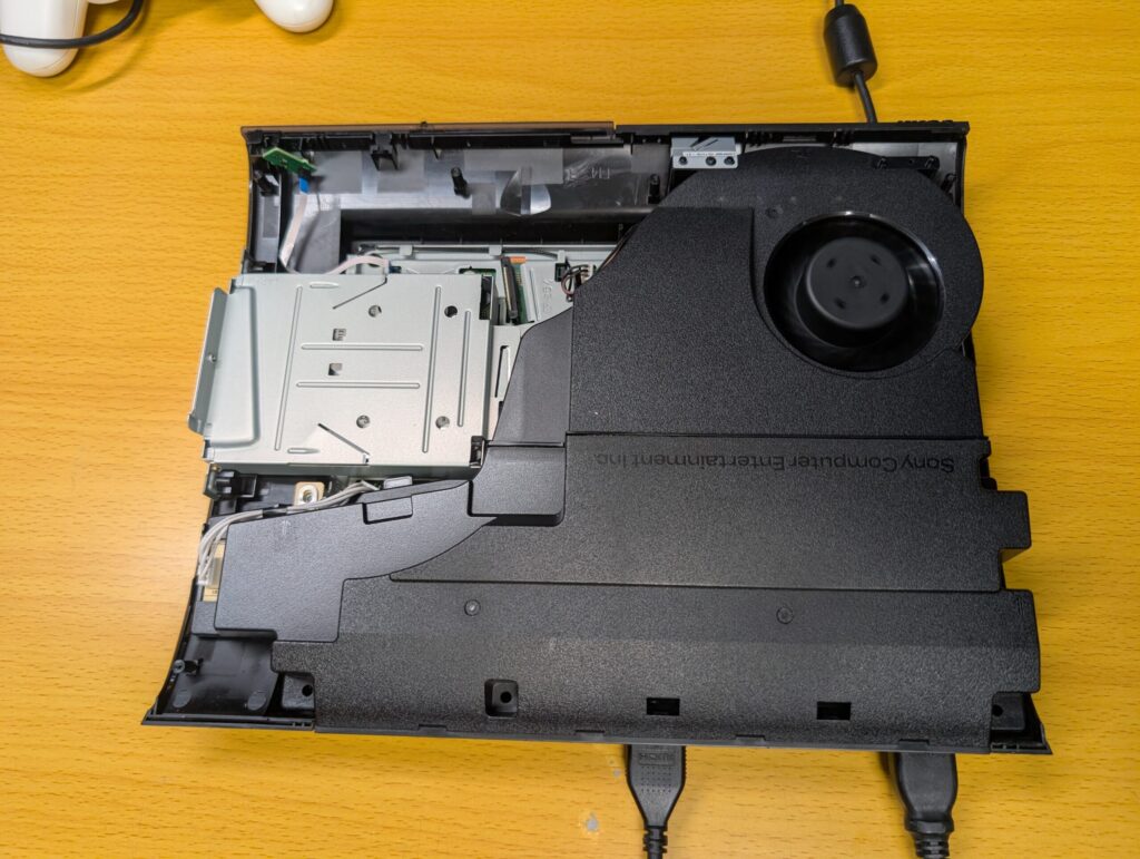 CECH-4300Cの再修理時の様子
本体の写真