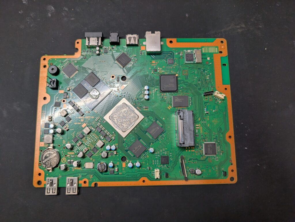 CECH-4300Cのメイン基板の写真