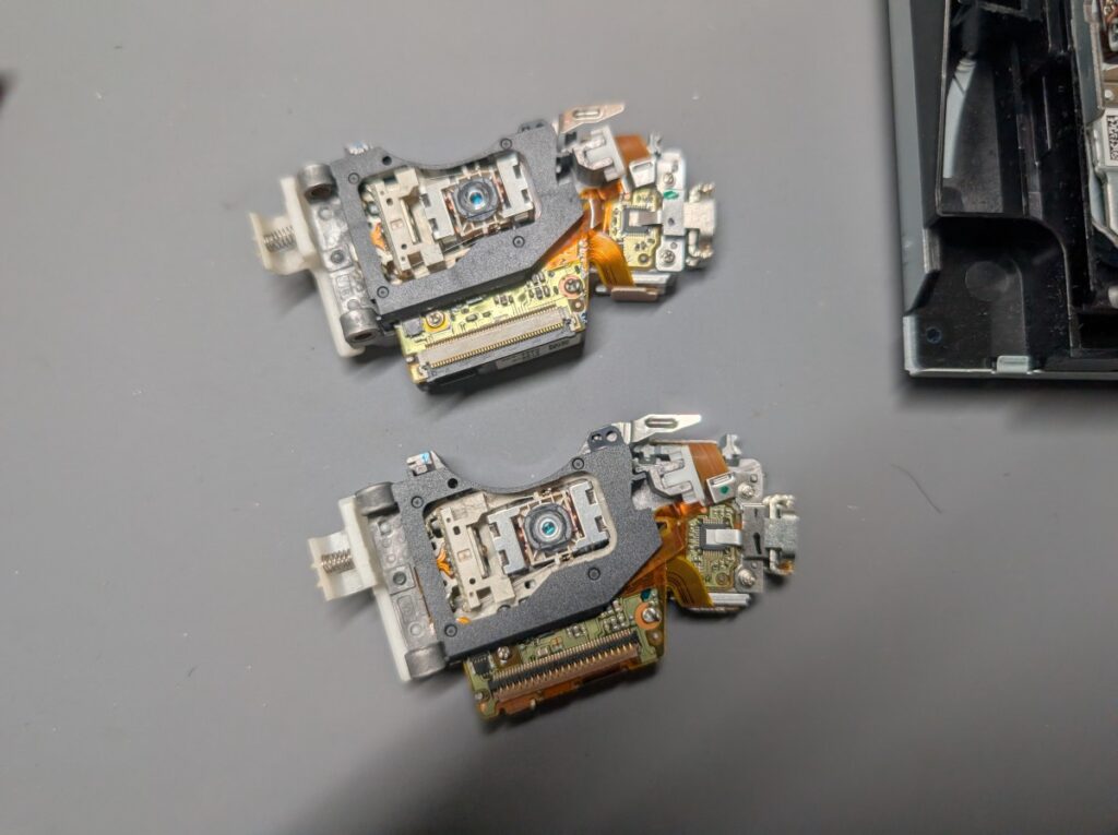 KES-400の写真
古いもの、新しいものの比較