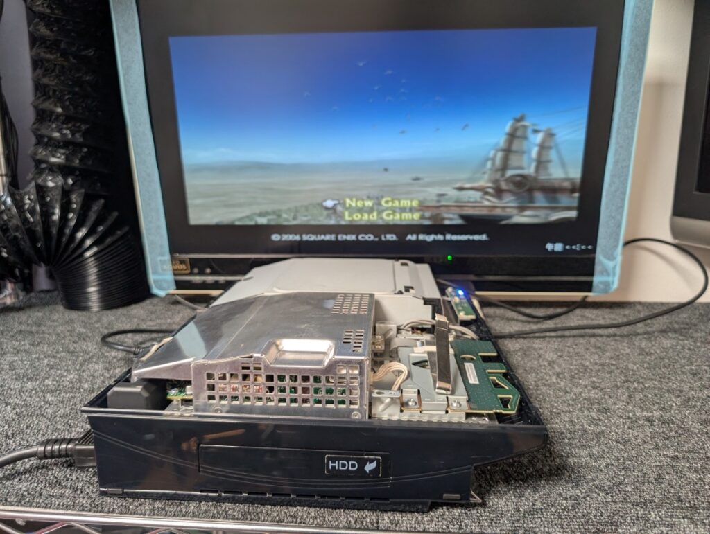 CECHA00のピックアップレンズ交換後の動作確認時の写真

PS2ディスク起動時の様子