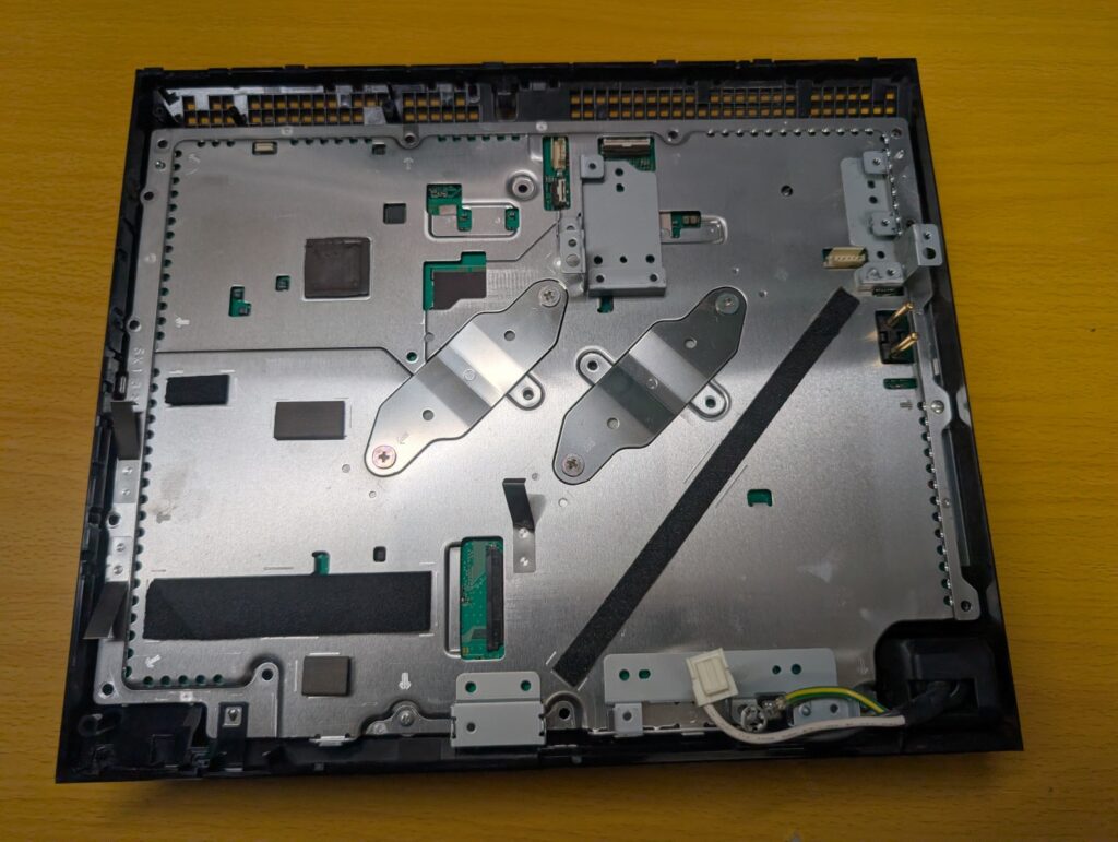 初期型PS3の分解時の様子