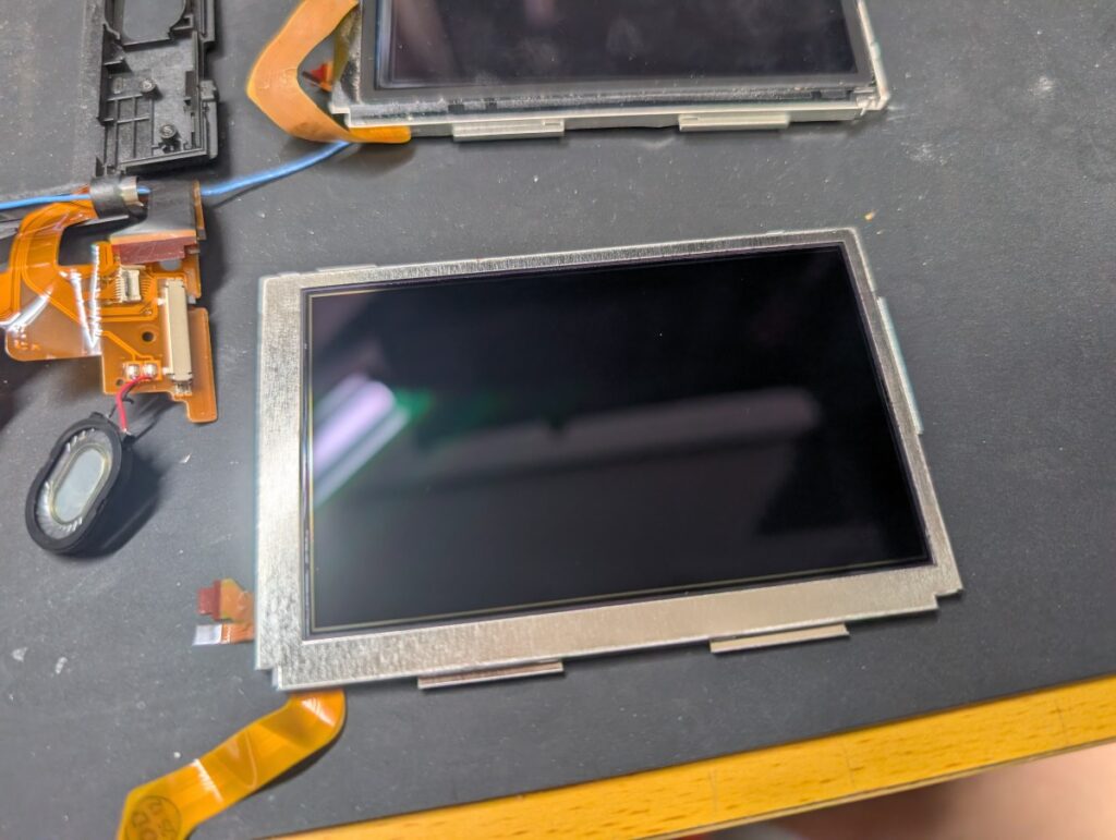 NEW3DSの新しい液晶の写真