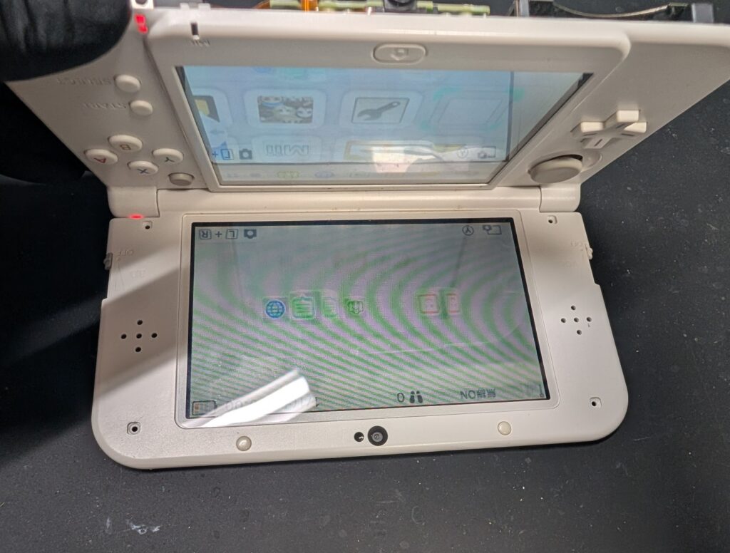 NEW3DSLLの起動確認時の写真