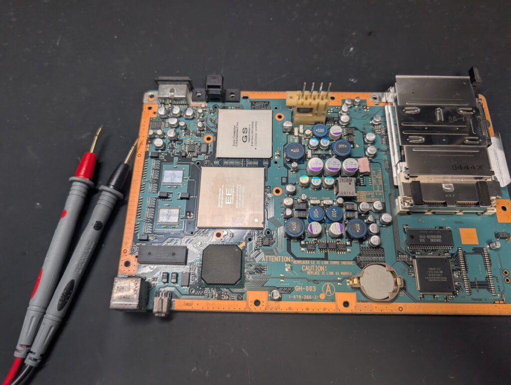 SCPH-18000の基板点検時の写真