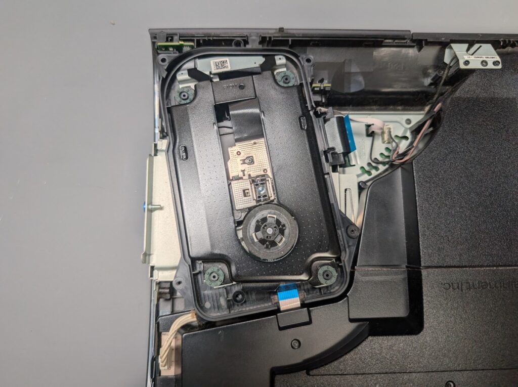 CECH-4300のディスクドライブの写真