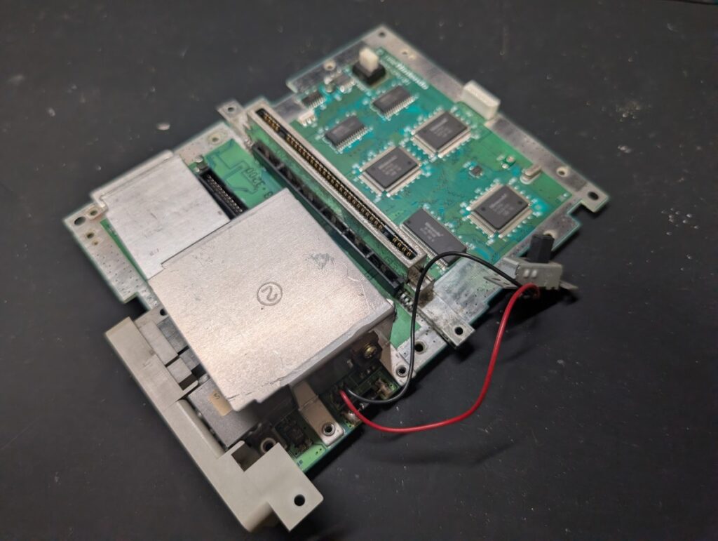 スーパーファミコンの基板取り外し時の写真