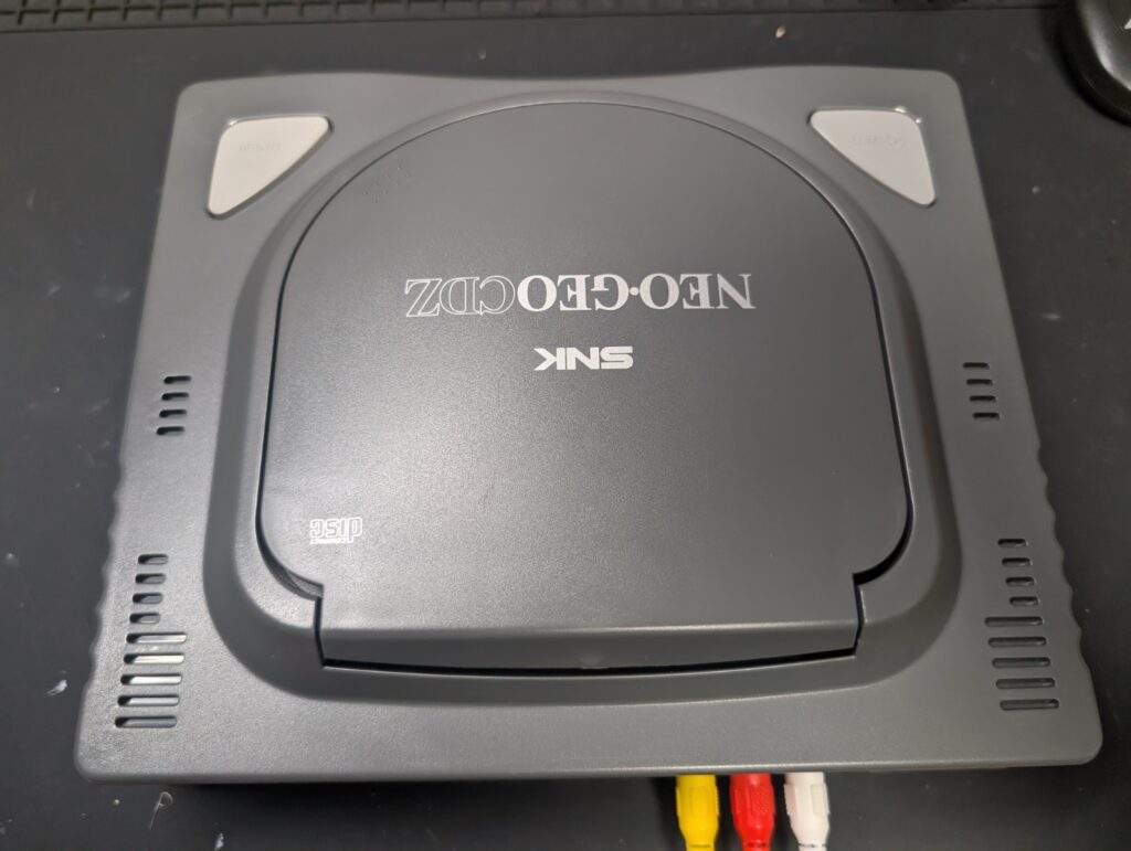 ネオジオCDZの修理後の動作確認時の写真