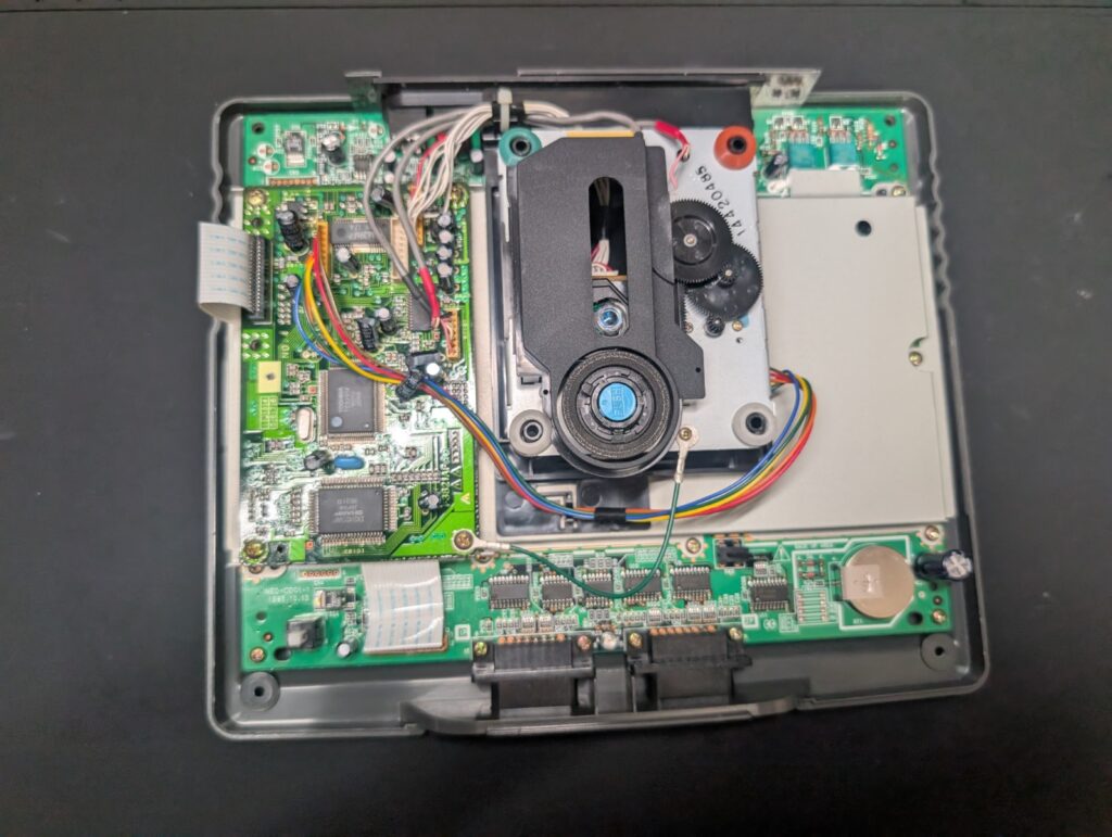 ネオジオCDZの内部の写真